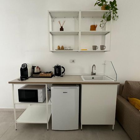 Zefiro Suites เลชเช ภายนอก รูปภาพ